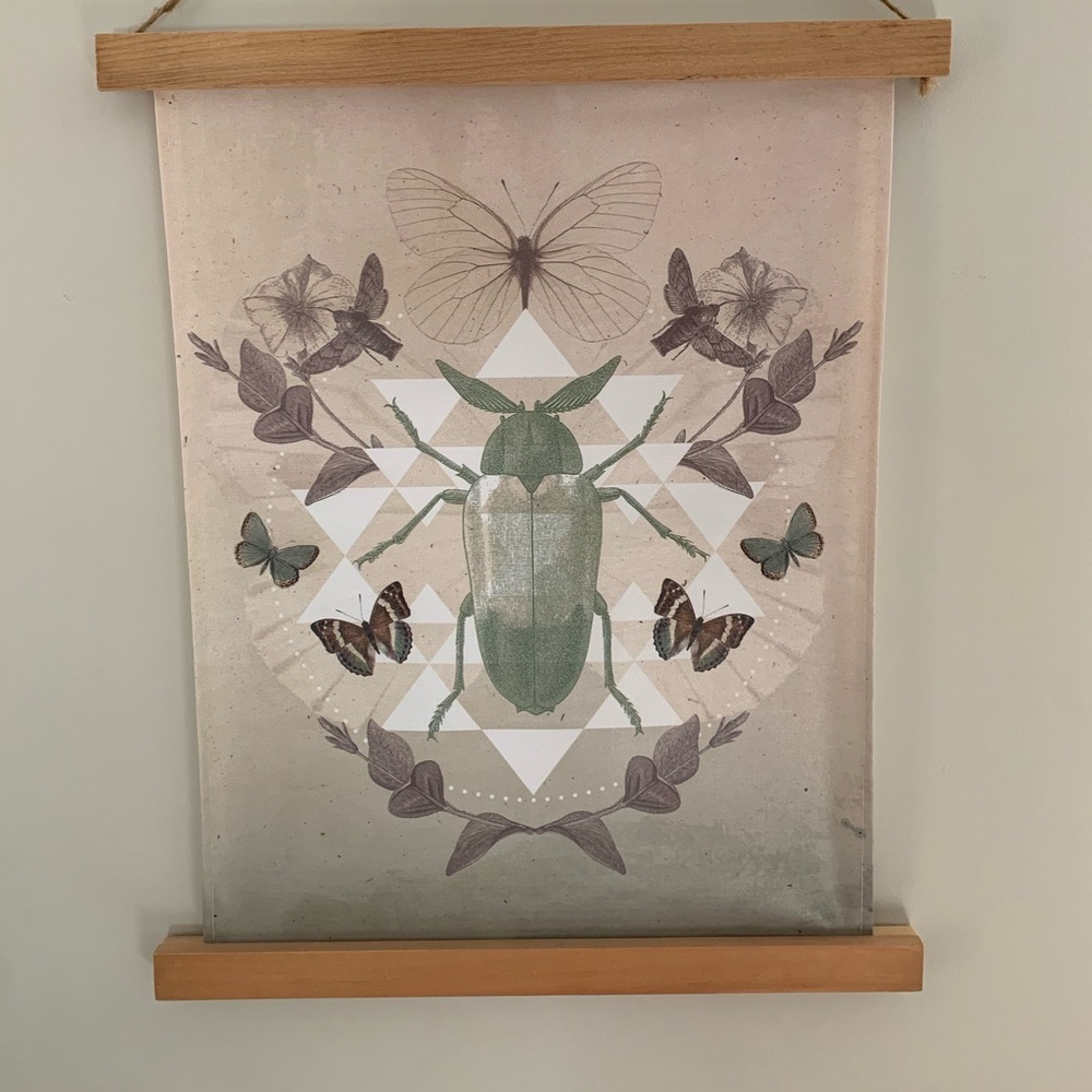 Vintage style butterfly wall art - Picture 3 of 4
